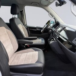 auto-Volkswagen-Multivan-GRK755-202511041356-12