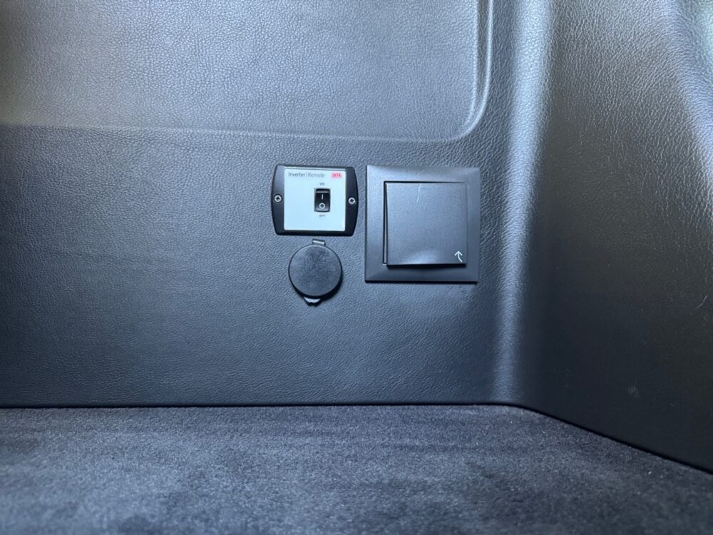 auto-Volkswagen-Multivan-GRK755-202511041356-17 auto-Volkswagen-Multivan-GRK755-202511041356-17