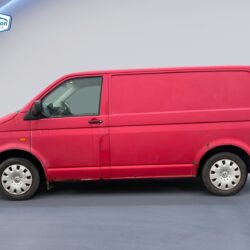 auto-Volkswagen-Transporter-IRY149-202511131423-1