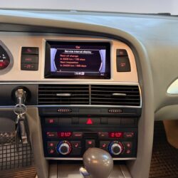 auto-Audi-A6-FJX663-202512021524-10