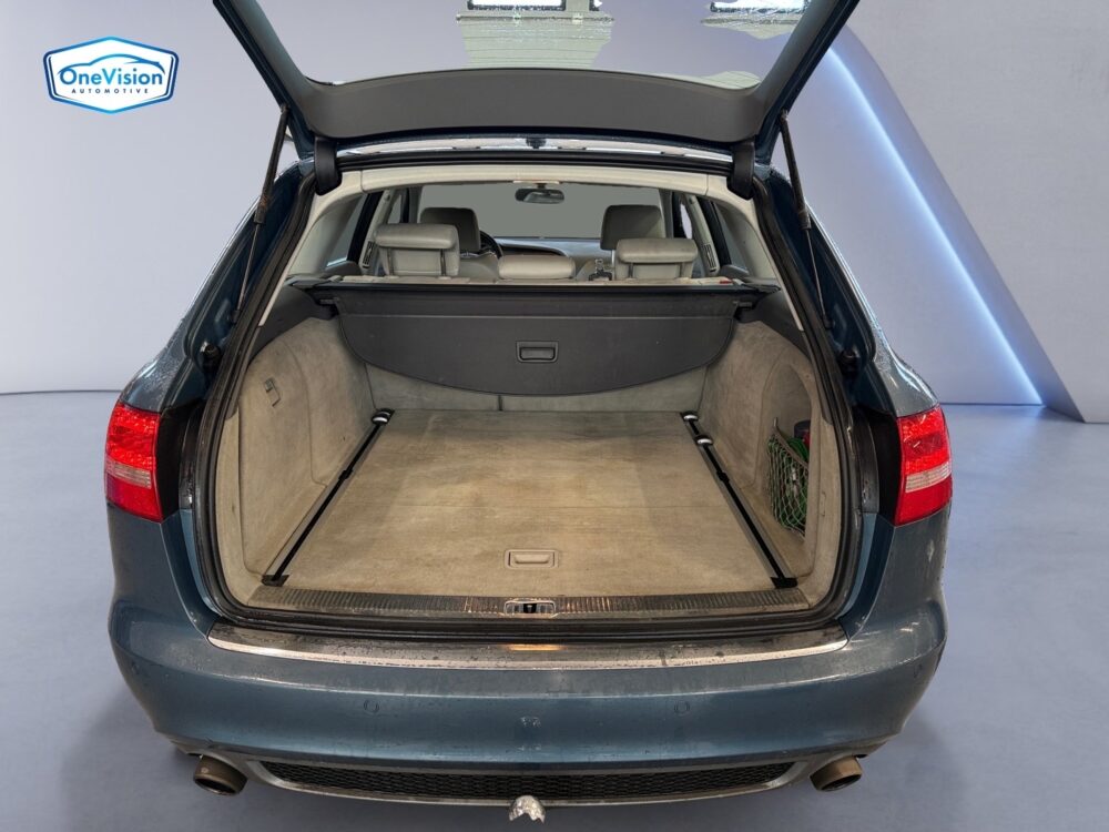 auto-Audi-A6-FJX663-202512021524-13 auto-Audi-A6-FJX663-202512021524-13