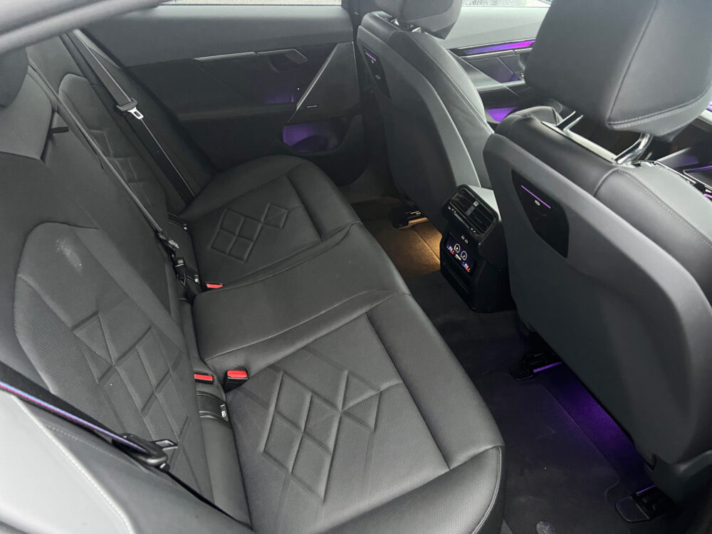 auto-BMW-i5-M60-GRK761-202512181113-13 auto-BMW-i5-M60-GRK761-202512181113-13