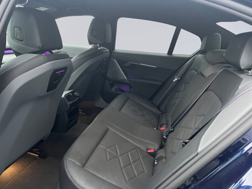 auto-BMW-i5-M60-GRK761-202512181113-14 auto-BMW-i5-M60-GRK761-202512181113-14