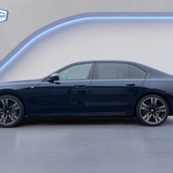 auto-BMW-i7-GRK750-202512110843-1