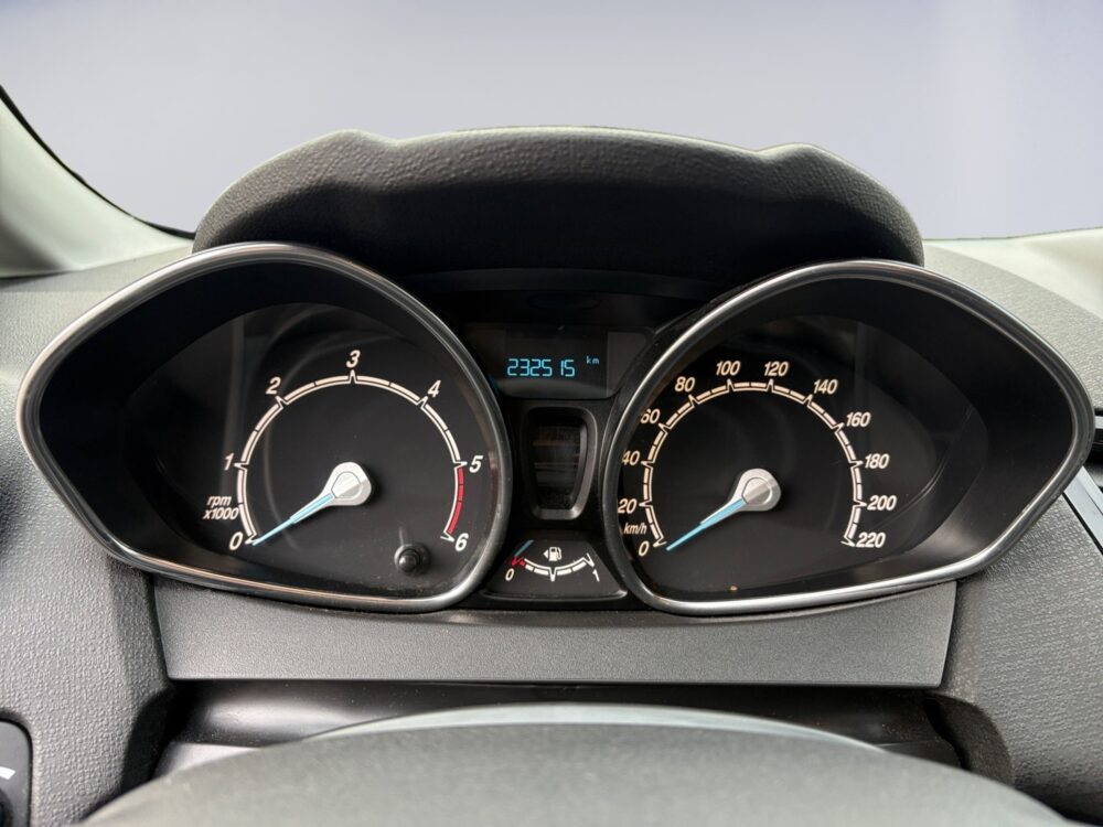 auto-Ford-Fiesta-Van-OVH169-202512021124-11 auto-Ford-Fiesta-Van-OVH169-202512021124-11