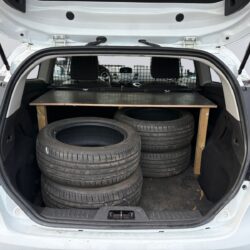 auto-Ford-Fiesta-Van-OVH169-202512021124-13