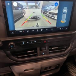 auto-Ford-Transit-Custom-CSG503-202512021045-12