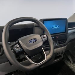 auto-Ford-Transit-Custom-CSG503-202512021045-9