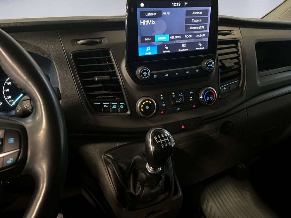 auto-Ford-Transit-Custom-EUP139-202512031231-10 auto-Ford-Transit-Custom-EUP139-202512031231-10