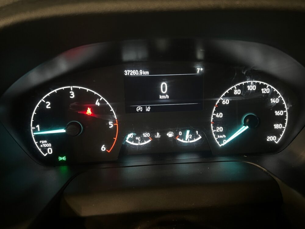 auto-Ford-Transit-Custom-EUP139-202512031231-11 auto-Ford-Transit-Custom-EUP139-202512031231-11