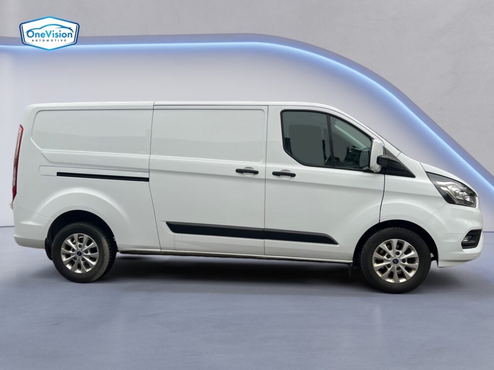 auto-Ford-Transit-Custom-EUP139-202512031231-5 auto-Ford-Transit-Custom-EUP139-202512031231-5