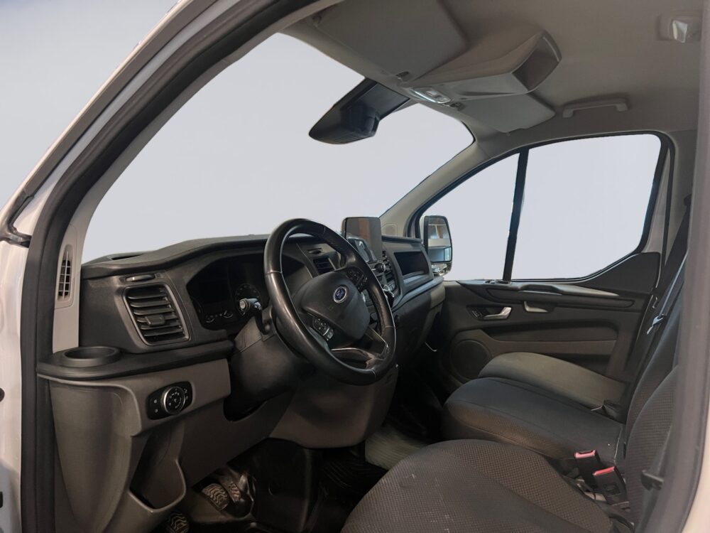 auto-Ford-Transit-Custom-EUP139-202512031231-8 auto-Ford-Transit-Custom-EUP139-202512031231-8