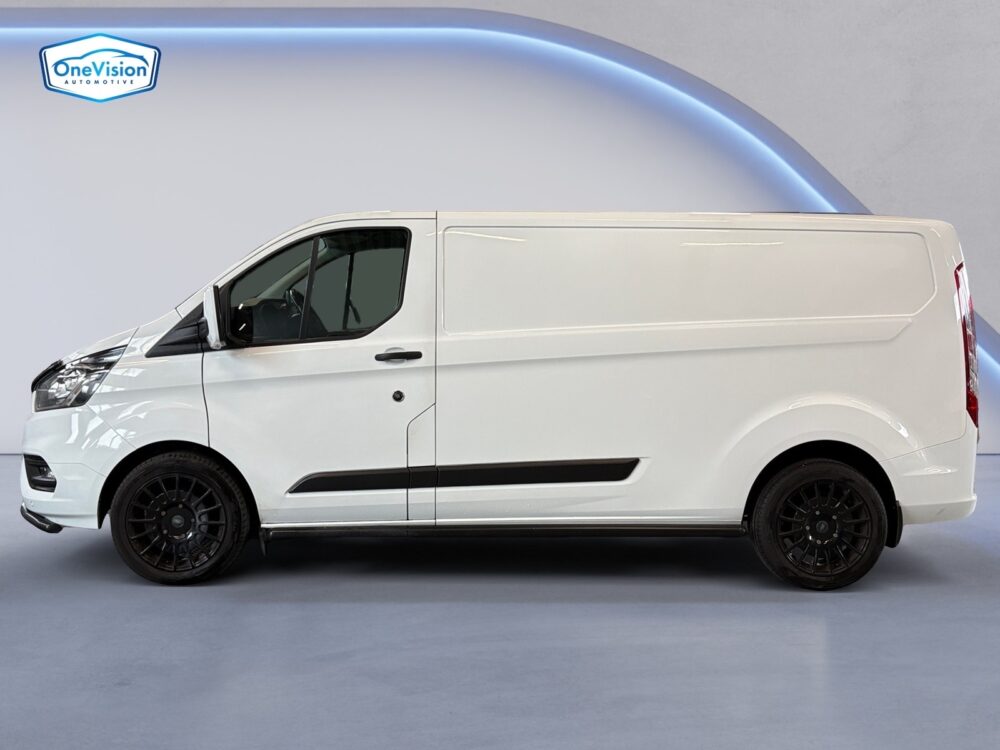 auto-Ford-Transit-Custom-JIZ160-202512142143-1 auto-Ford-Transit-Custom-JIZ160-202512142143-1