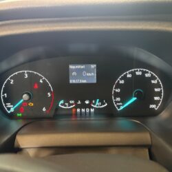 auto-Ford-Transit-Custom-JIZ160-202512142143-10