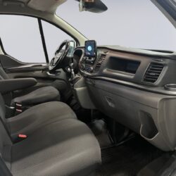 auto-Ford-Transit-Custom-LOU595-202512151438-11
