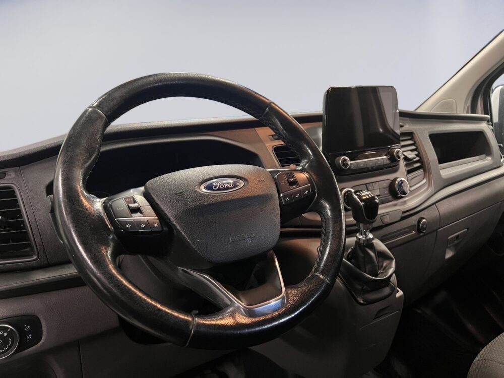 auto-Ford-Transit-Custom-LOU595-202512151438-9 auto-Ford-Transit-Custom-LOU595-202512151438-9