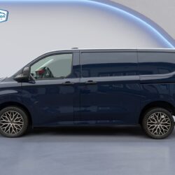 auto-Ford-Transit-Custom-RXH107-202512251334-1