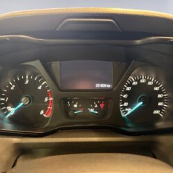 auto-Ford-Transit-EOV626-202512181809-11