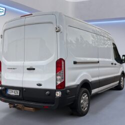 auto-Ford-Transit-EOV626-202512181809-4