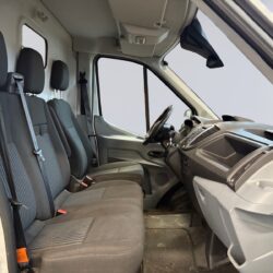 auto-Ford-Transit-INH758-202512181258-10