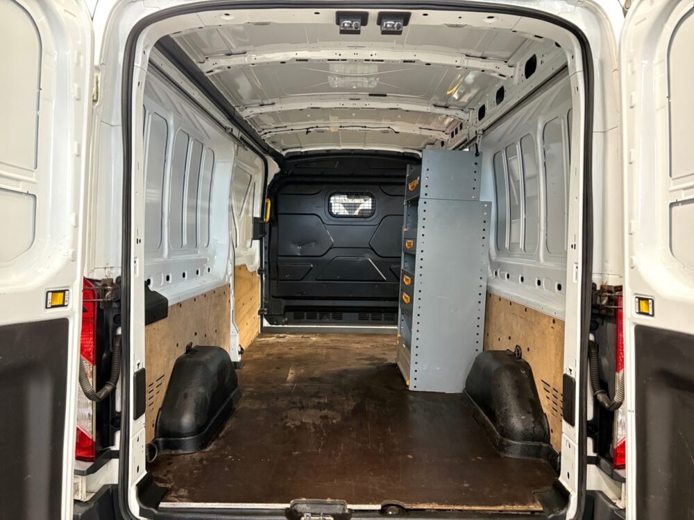 auto-Ford-Transit-INH758-202512181258-12 auto-Ford-Transit-INH758-202512181258-12