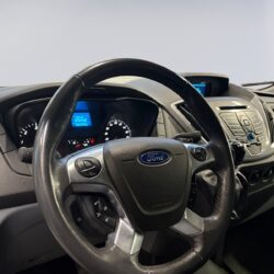 auto-Ford-Transit-INH758-202512181258-7