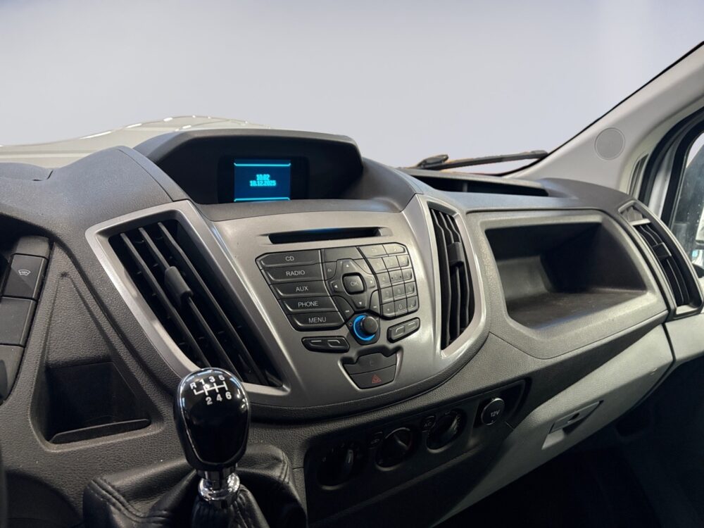 auto-Ford-Transit-INH758-202512181258-8 auto-Ford-Transit-INH758-202512181258-8