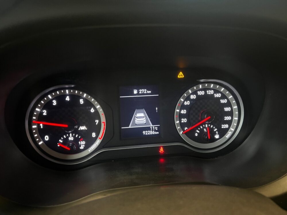 auto-Hyundai-i10-COI317-202512101231-12 auto-Hyundai-i10-COI317-202512101231-12