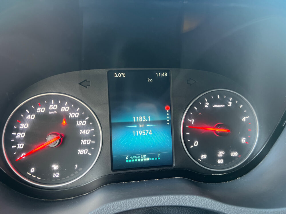 auto-Mercedes-Benz-Sprinter-YXO770-202512121646-10 auto-Mercedes-Benz-Sprinter-YXO770-202512121646-10