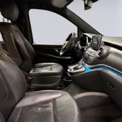 auto-Mercedes-Benz-V-COF907-202512091027-10