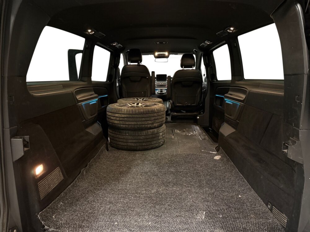 auto-Mercedes-Benz-V-COF907-202512091027-12 auto-Mercedes-Benz-V-COF907-202512091027-12