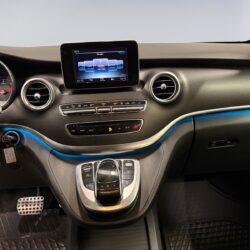 auto-Mercedes-Benz-V-COF907-202512091027-9