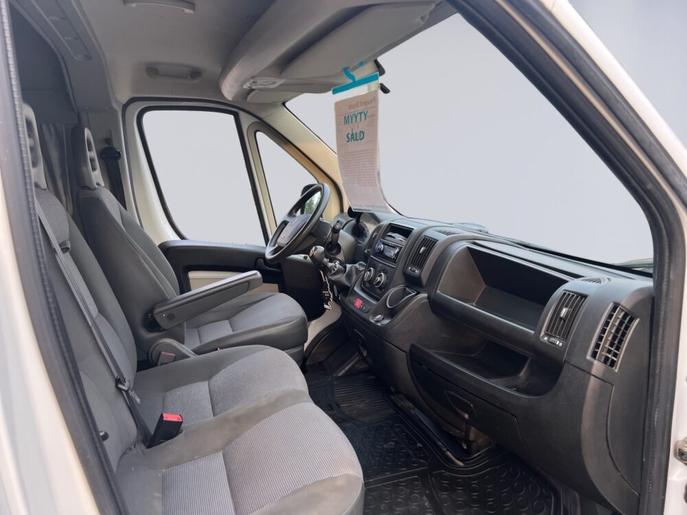 auto-Peugeot-Boxer-VVX418-202512021032-12 auto-Peugeot-Boxer-VVX418-202512021032-12