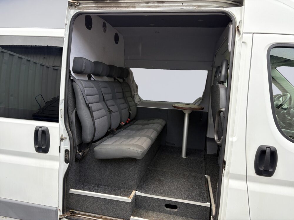 auto-Peugeot-Boxer-VVX418-202512021032-14 auto-Peugeot-Boxer-VVX418-202512021032-14