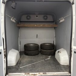 auto-Peugeot-Boxer-VVX418-202512021032-15