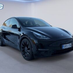 auto-Tesla-Model-Y-B109685-202512121319-6