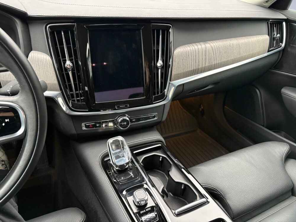 auto-Volvo-S90-COY376-202512101238-10 auto-Volvo-S90-COY376-202512101238-10