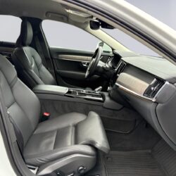 auto-Volvo-S90-COY376-202512101238-12