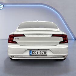 auto-Volvo-S90-COY376-202512101238-3