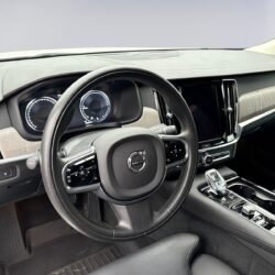 auto-Volvo-S90-COY376-202512101238-9