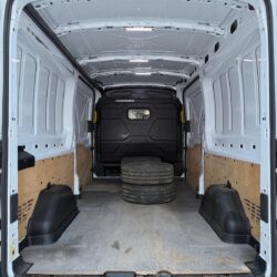 auto-Ford-Transit-CTC207-202601261600-12