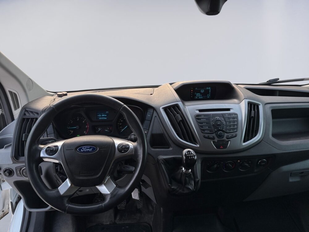 auto-Ford-Transit-CTC207-202601261600-9 auto-Ford-Transit-CTC207-202601261600-9