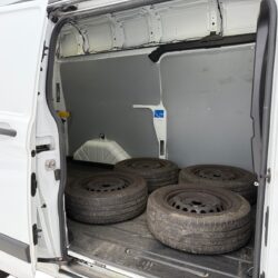 auto-Ford-Transit-Custom-IZK517-202601191240-14