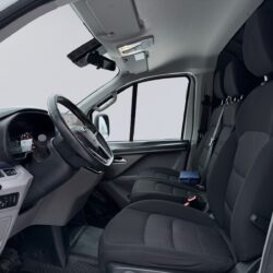 auto-Maxus-Deliver-7-JNV164-202601281012-8