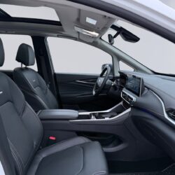 auto-Maxus-Euniq-5-YLY959-202601191241-14