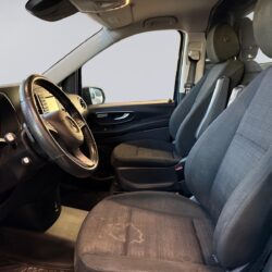 auto-Mercedes-Benz-Vito-YLU847-202601081553-8