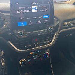 auto-Ford-Fiesta-Van-YXI326-202602261325-10