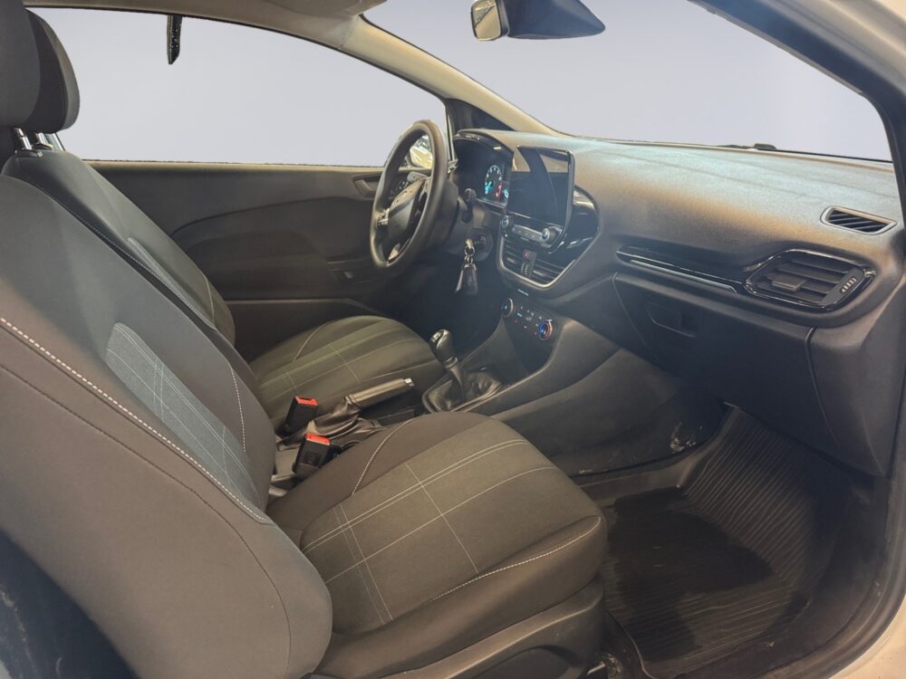 auto-Ford-Fiesta-Van-YXI326-202602261325-11 auto-Ford-Fiesta-Van-YXI326-202602261325-11