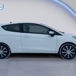 auto-Ford-Fiesta-Van-YXI326-202602261325-5