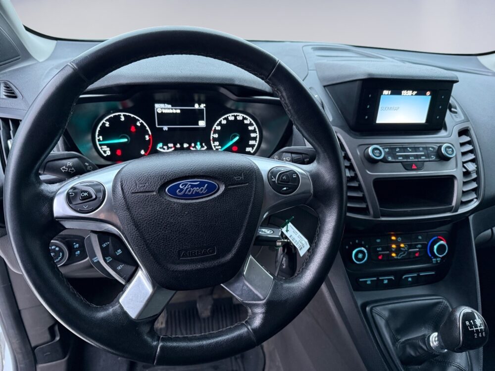 auto-Ford-Transit-Connect-GPF758-202602131433-10 auto-Ford-Transit-Connect-GPF758-202602131433-10